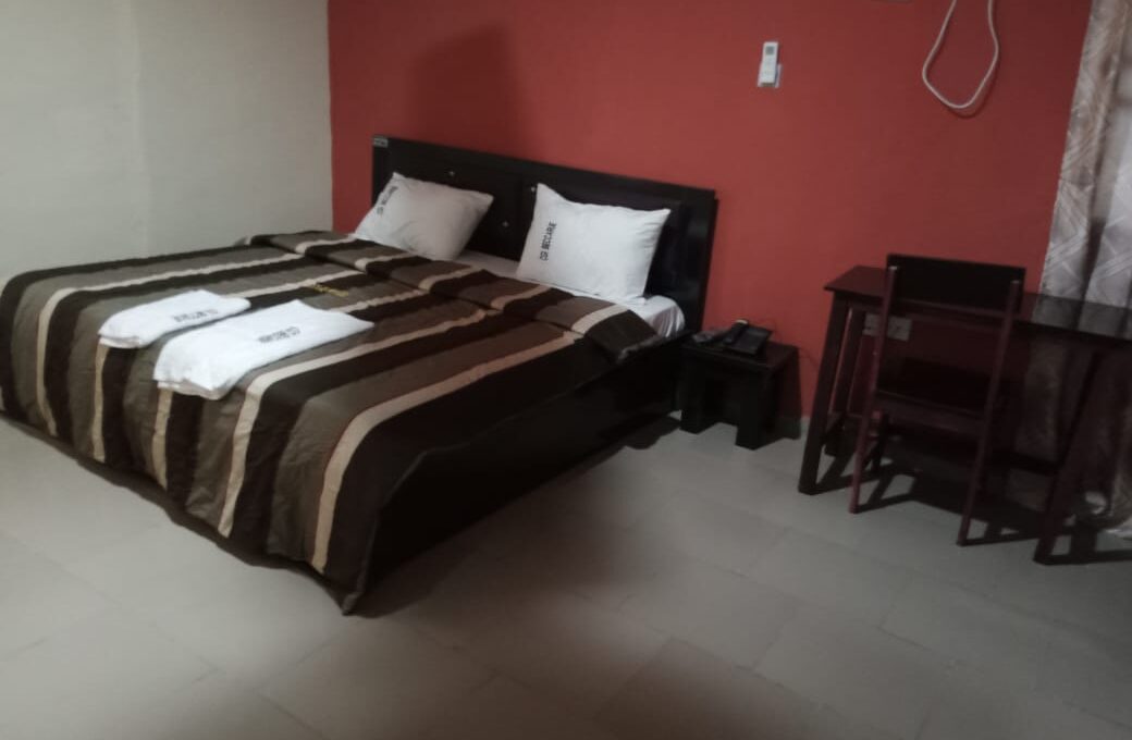 Executive Room (Downstairs)