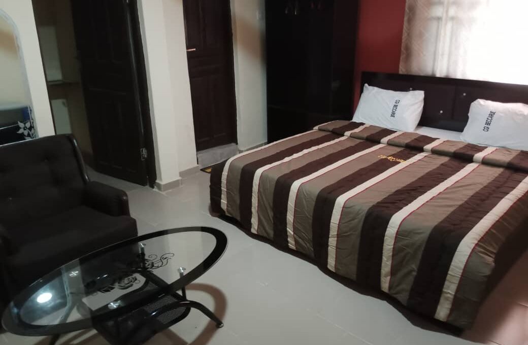 Business Suites (Downstairs)